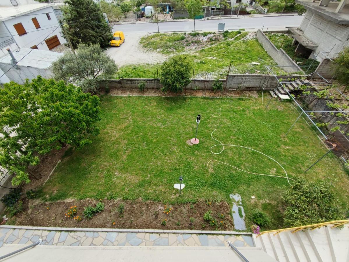 Cheerful 2 Bedroom Villa With Free Parking. Гирокастра Экстерьер фото