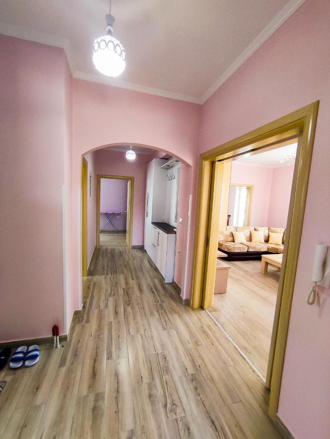 Cheerful 2 Bedroom Villa With Free Parking. Гирокастра Экстерьер фото